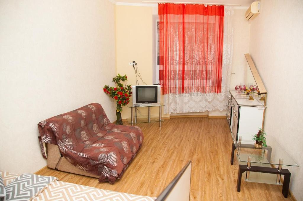 Semi-Luxury Apartment On Zhukovskogo Street 57 Zaporizhia Exterior photo